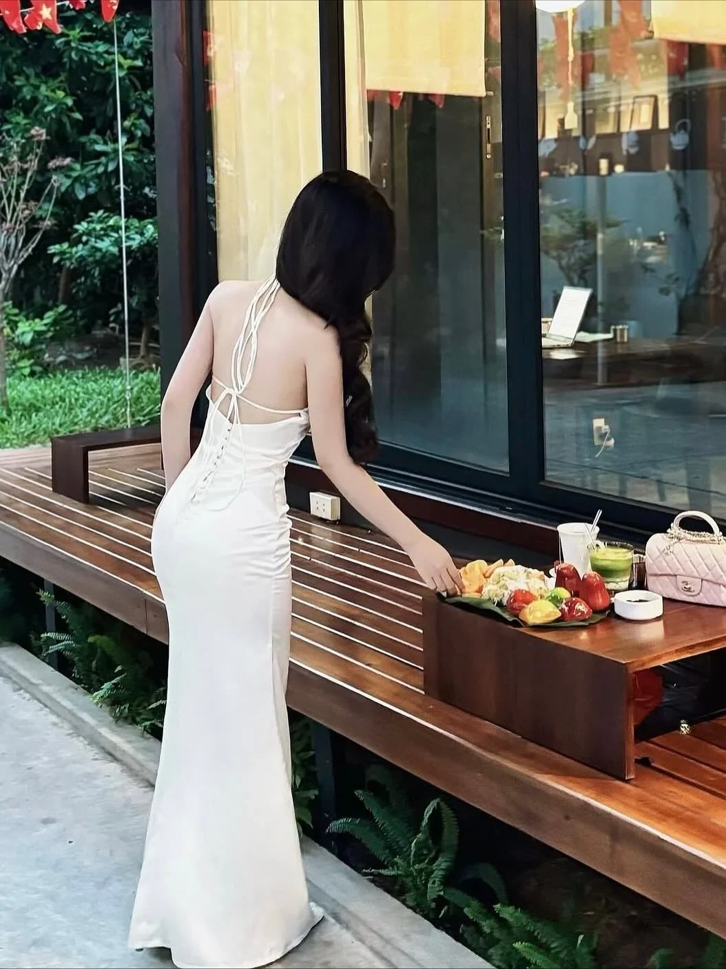 Ảnh 3 của Đầm lụa trắng dài cổ yếm nữ