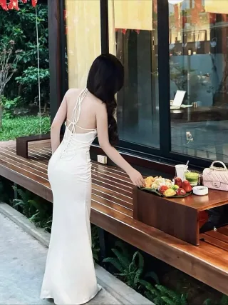 Ảnh 3 của Đầm lụa trắng dài cổ yếm nữ