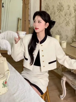 Photo 1 of Set vest croptop chân váy tweed nữ