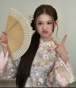 Ảnh 1 của Áo dài nữ thêu hoa hồng pastel