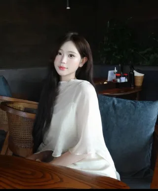 Ảnh 1 của Áo blouse trắng rộng nữ voan lụa