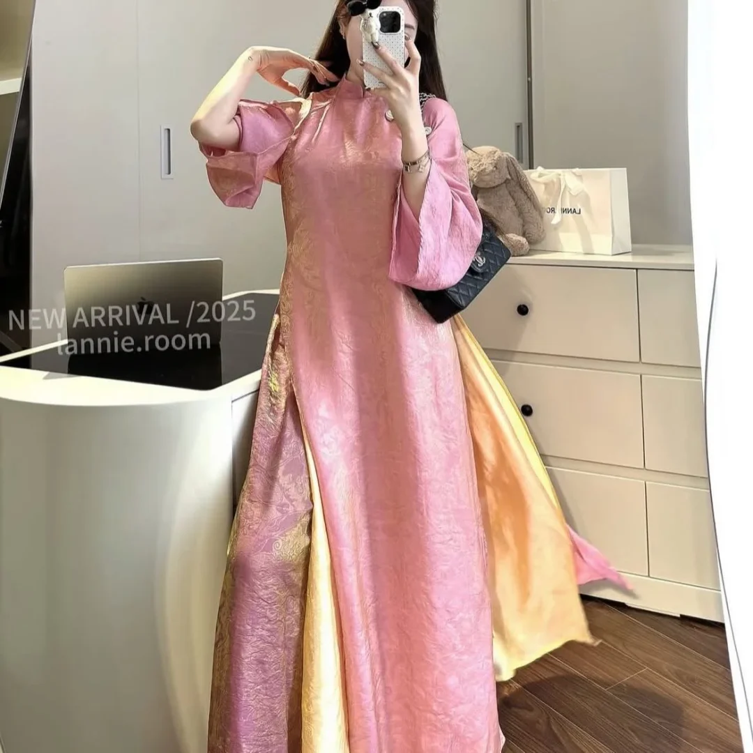 Photo 5 of Áo dài lụa hồng truyền thống nữ