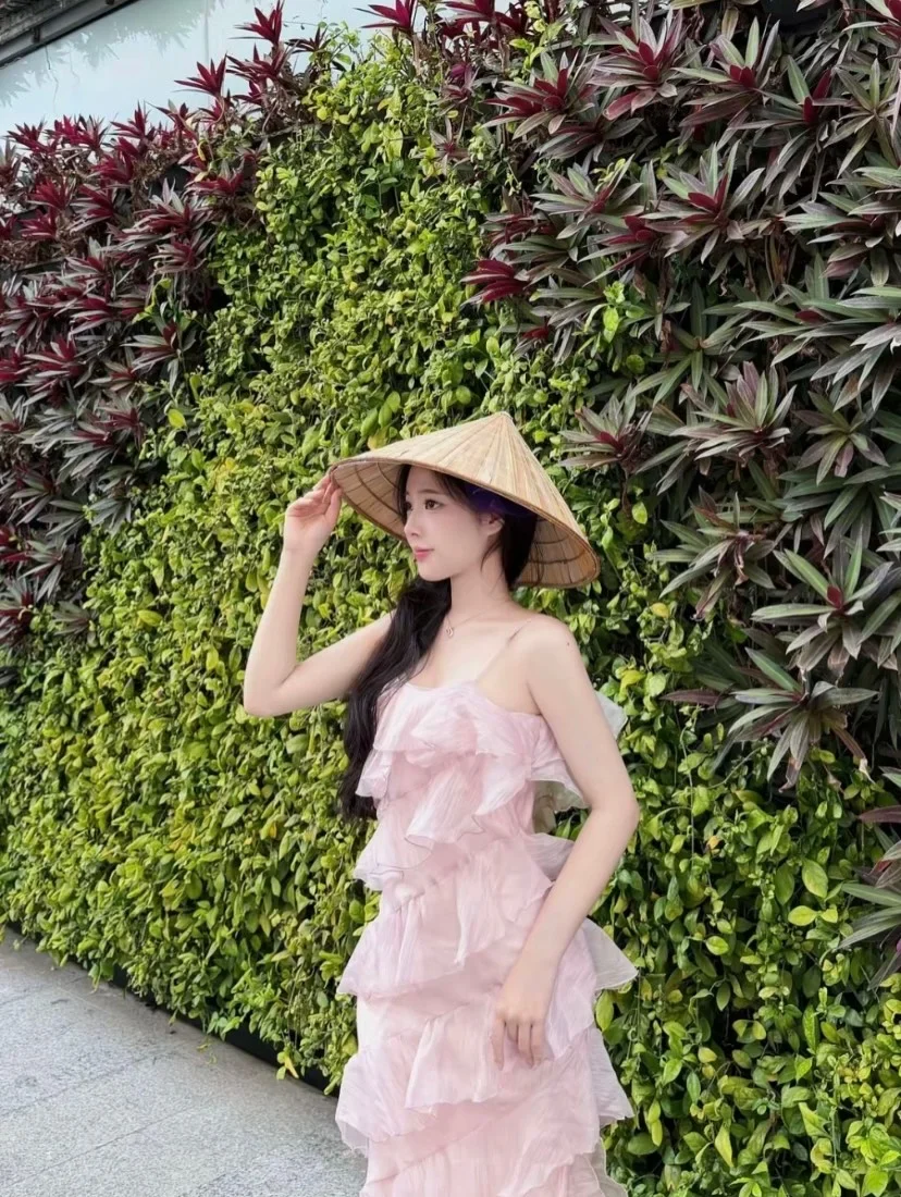 Ảnh 7 của Đầm maxi bèo nhún hồng nhạt voan nữ