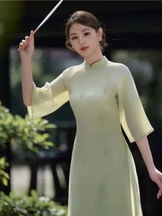 Ảnh 4 của Áo dài nữ lụa xanh nhạt truyền thống