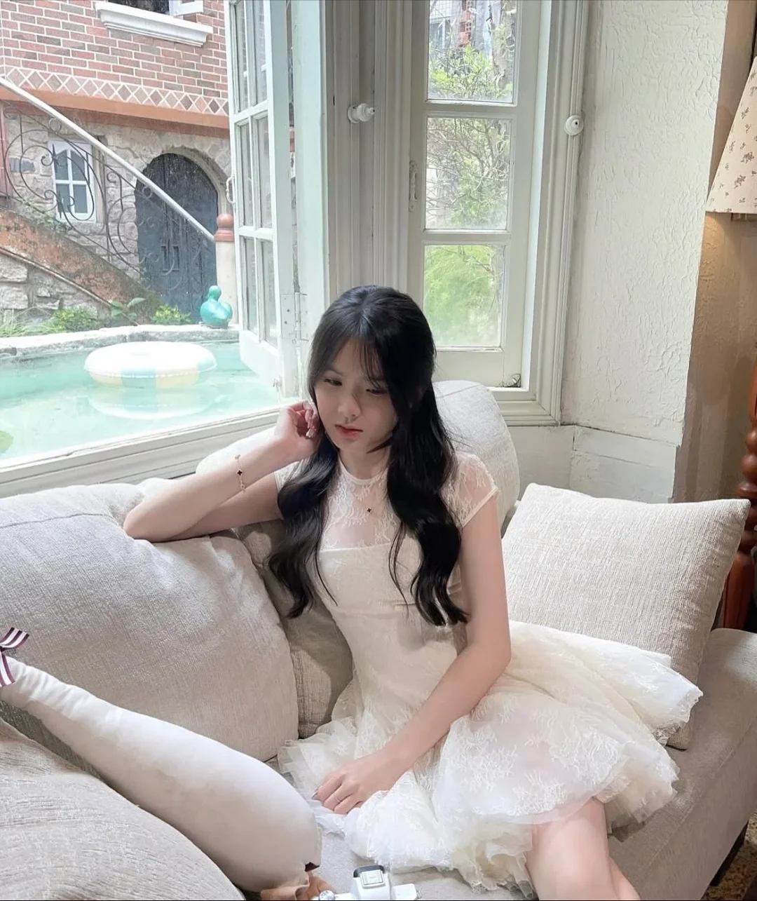 Ảnh 9 của Đầm ren trắng ngắn xòe nữ tính