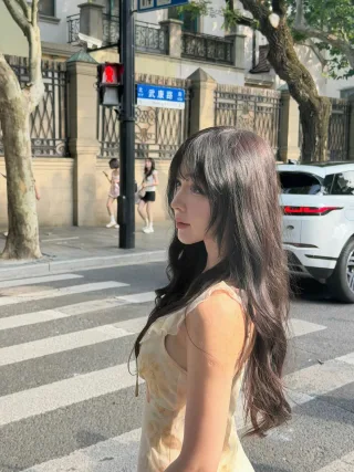Photo 1 of Váy hoa vàng pastel nữ cho thuê