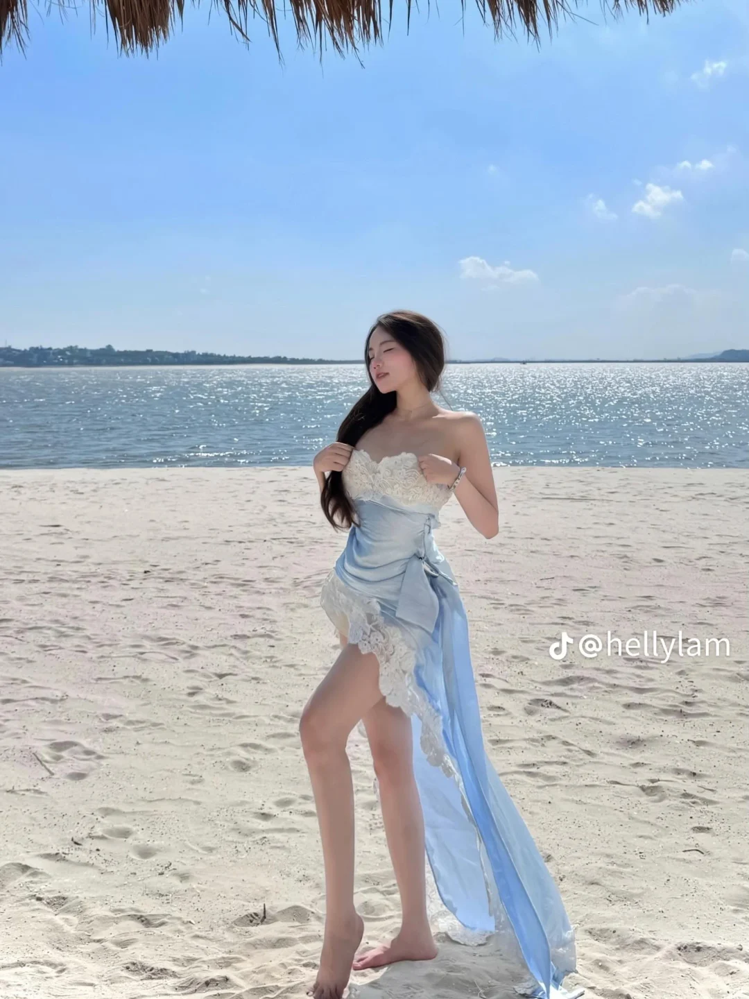 Photo 5 of Váy ngắn ren lụa xanh nhạt nữ