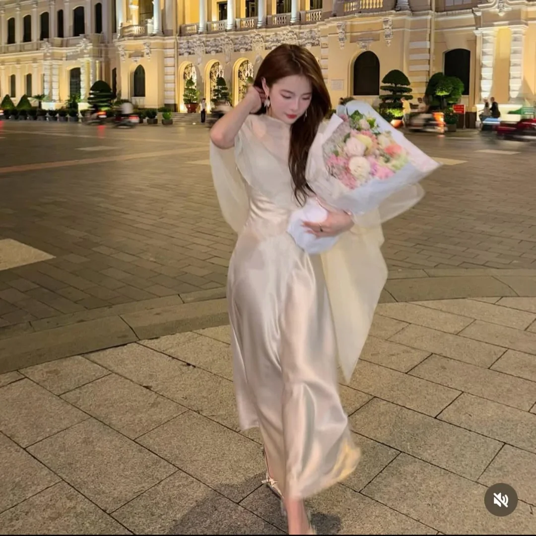 Ảnh 6 của Váy dài lụa kem sang trọng nữ