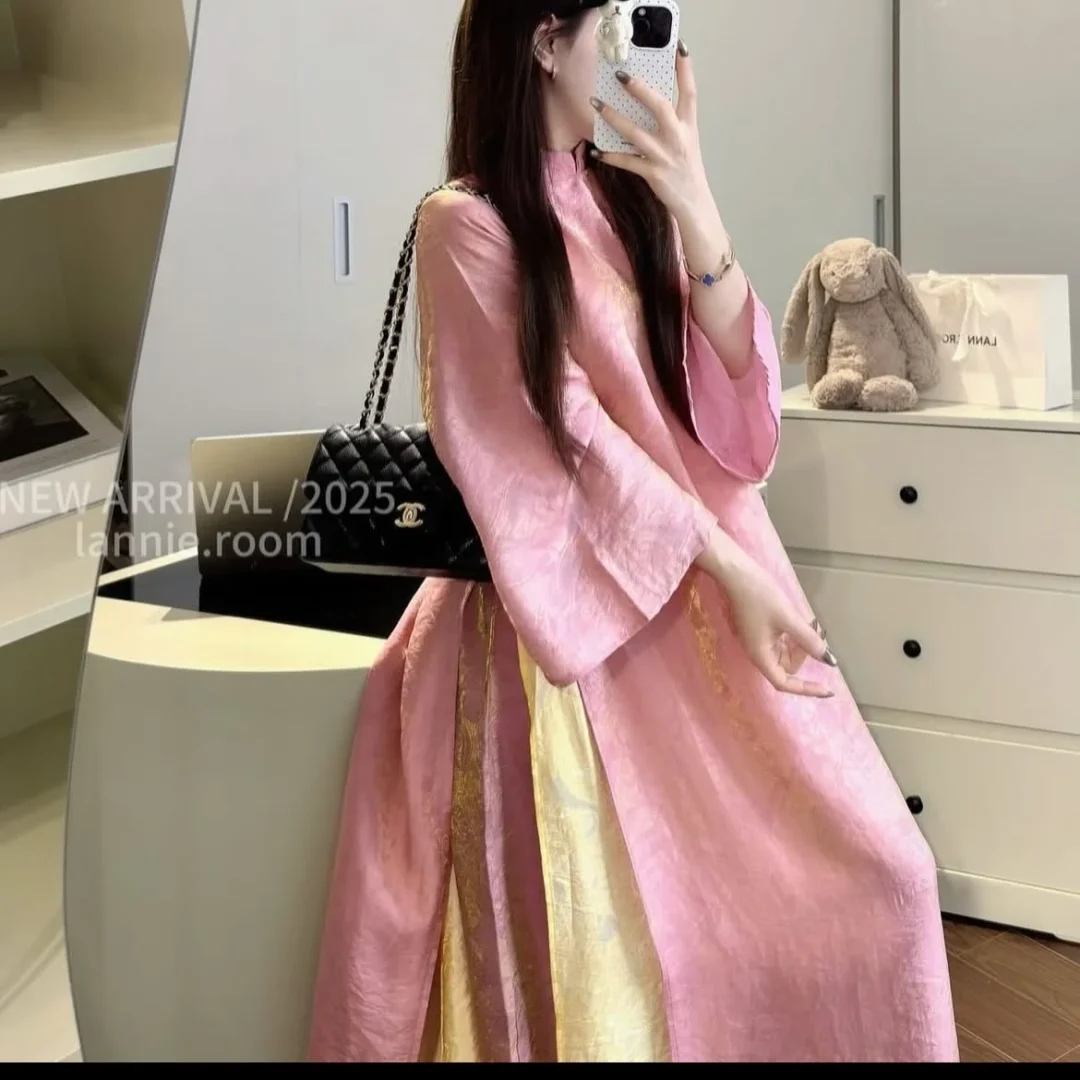 Photo 9 of Áo dài lụa hồng truyền thống nữ