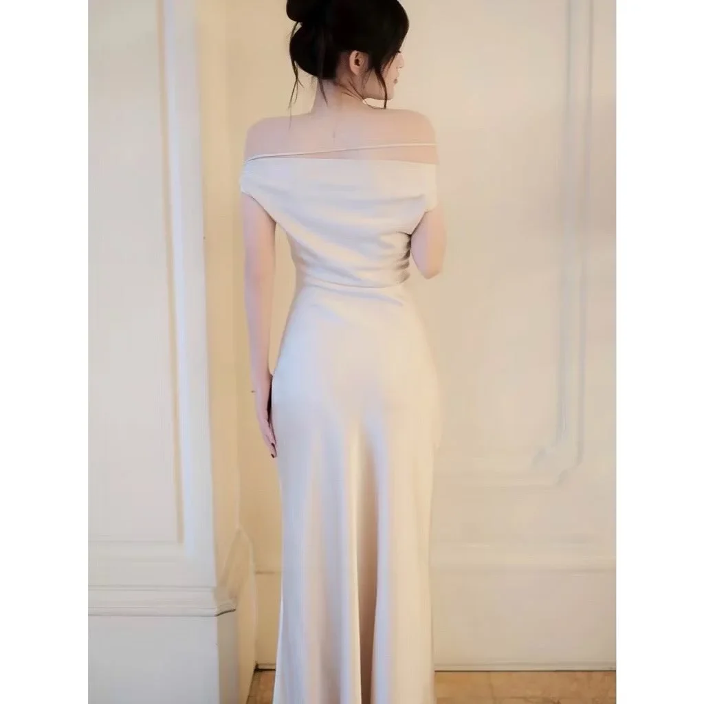 Ảnh 3 của Váy dạ hội trễ vai satin kem