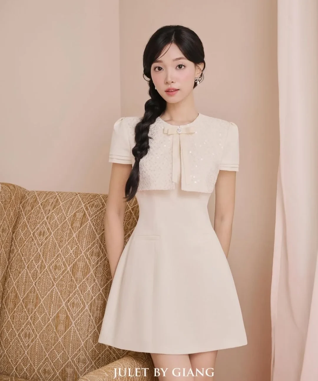 Photo 2 of Đầm trắng ngắn sequin nữ tính