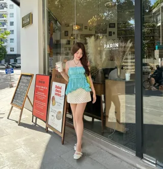 Photo 4 of Áo hai dây bèo nhún xanh ngọc nữ