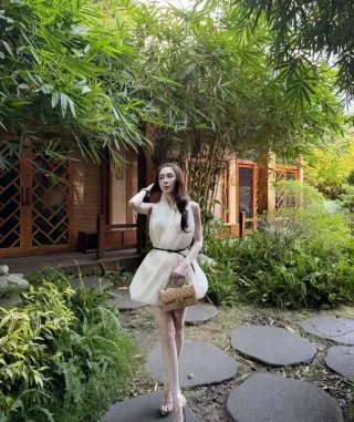 Photo 2 of Đầm ngắn trắng voan nữ Phan Linh Chi