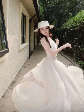 Ảnh 3 của Váy maxi trắng lưng trần Lattitude nữ