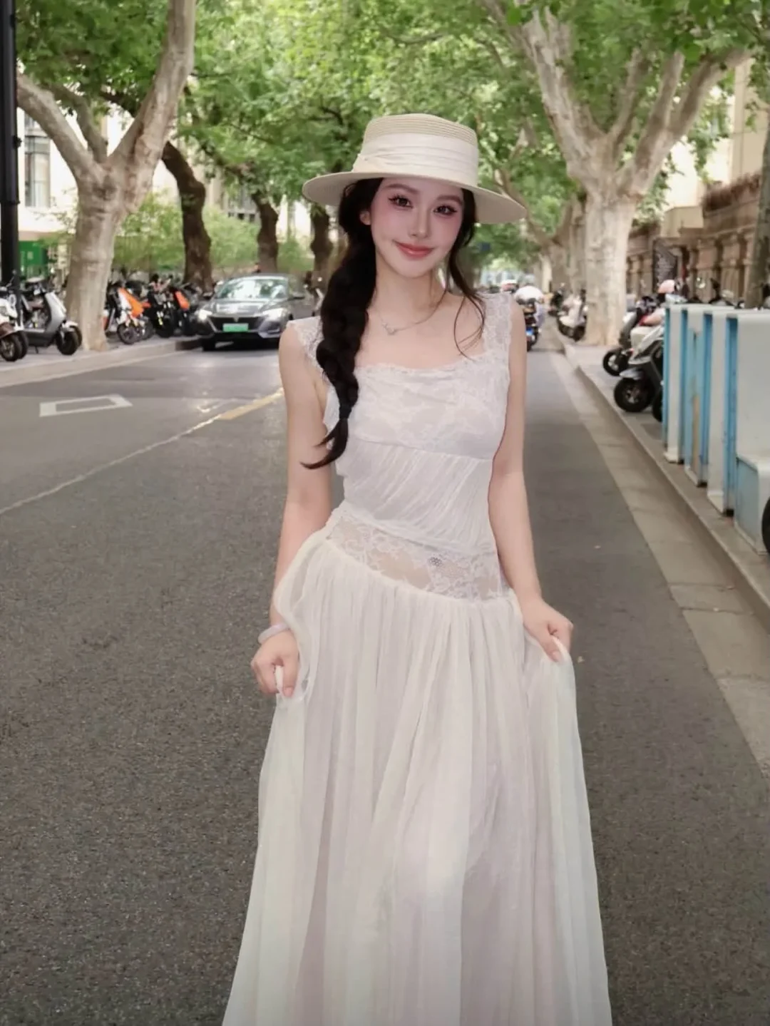 Ảnh 4 của Váy maxi trắng lưng trần Lattitude nữ