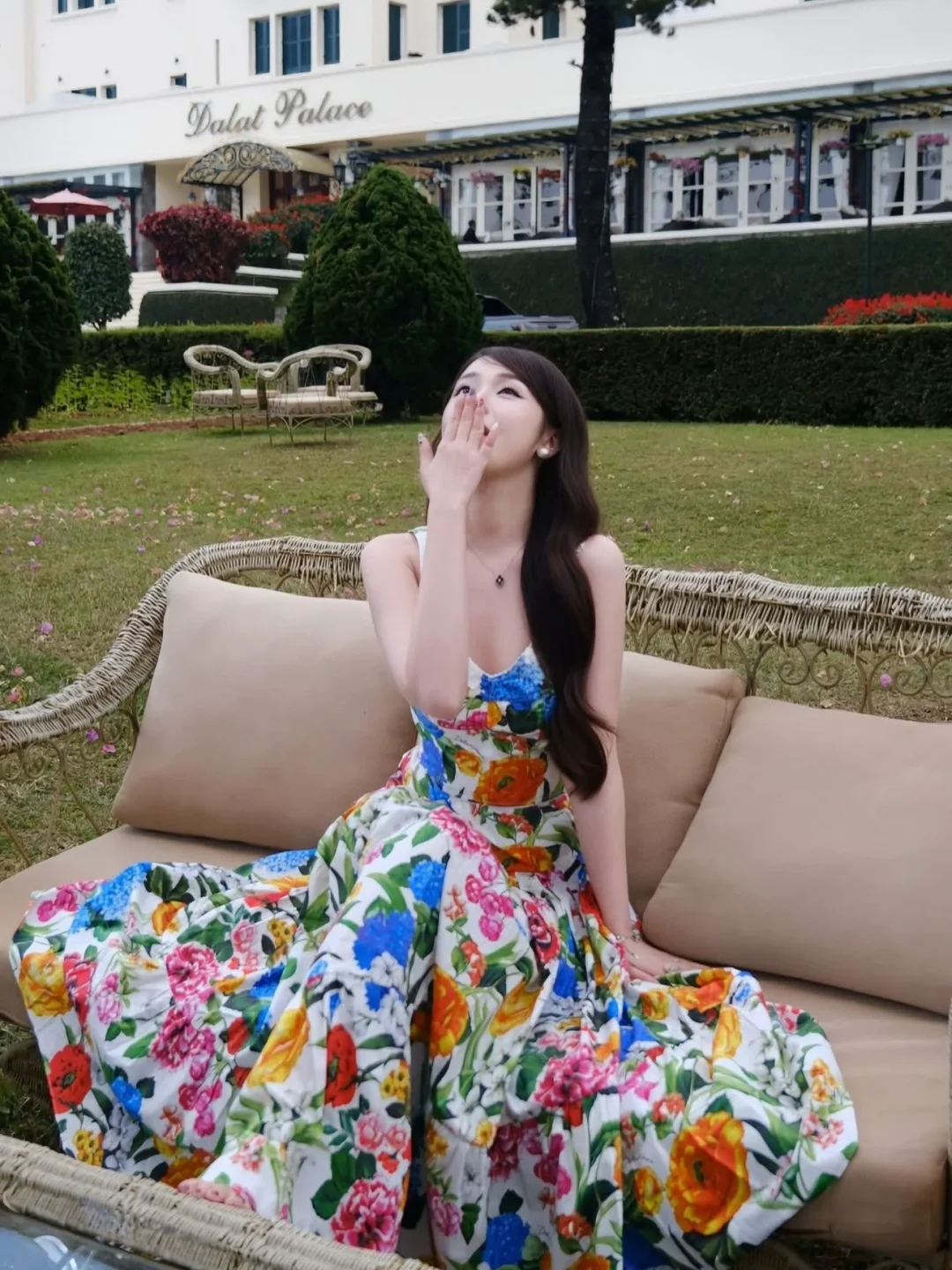 Photo 4 of Váy maxi hoa văn trắng nữ QCCC