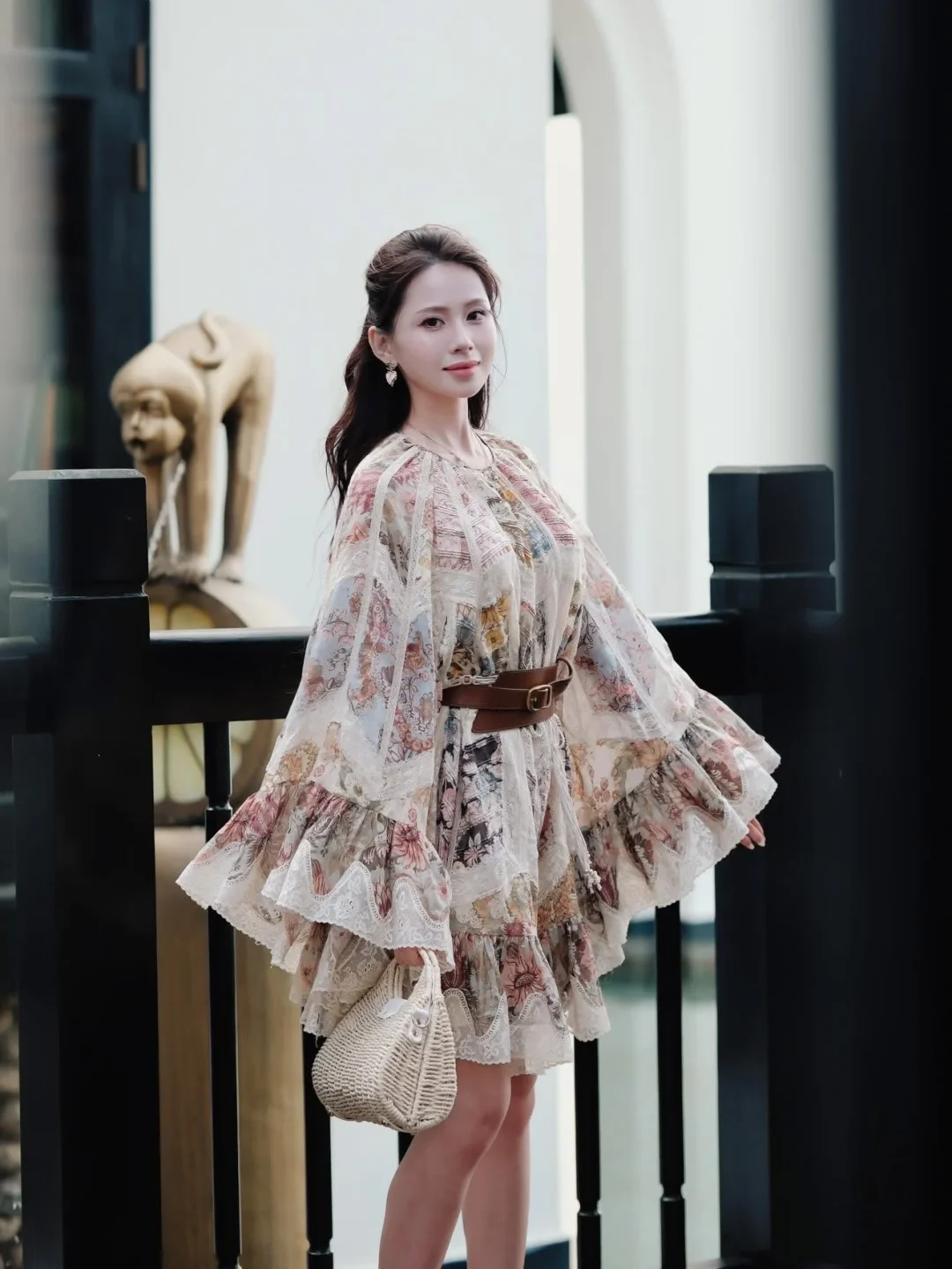 Photo 2 of Áo blouse ren hoa Zimmerman VIP nữ