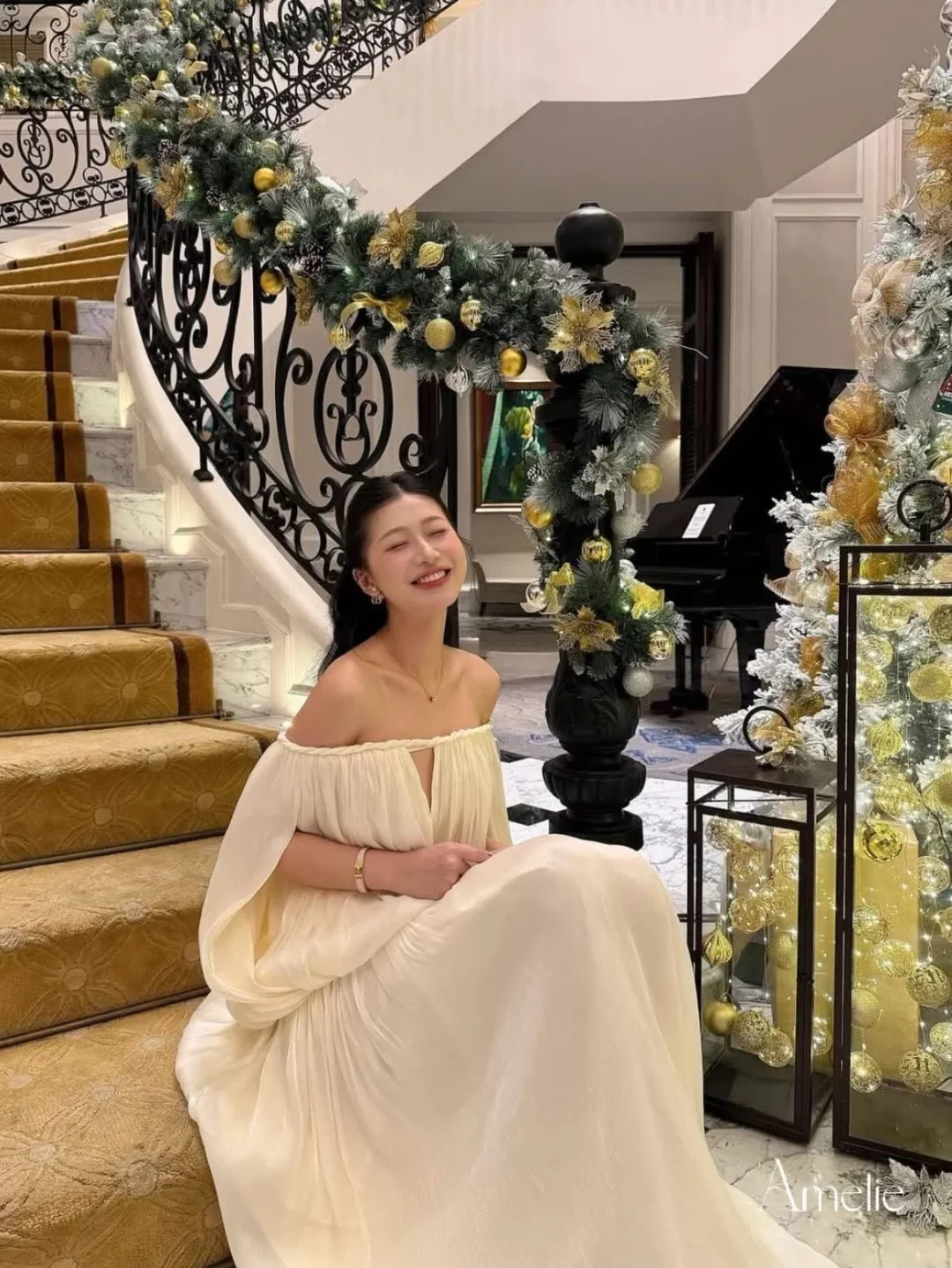 Ảnh 3 của Đầm trễ vai Amelie kem dáng suông