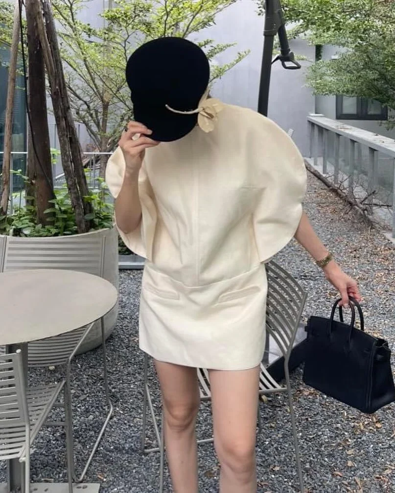 Photo 3 of Đầm suông tay phồng linen kem H2B