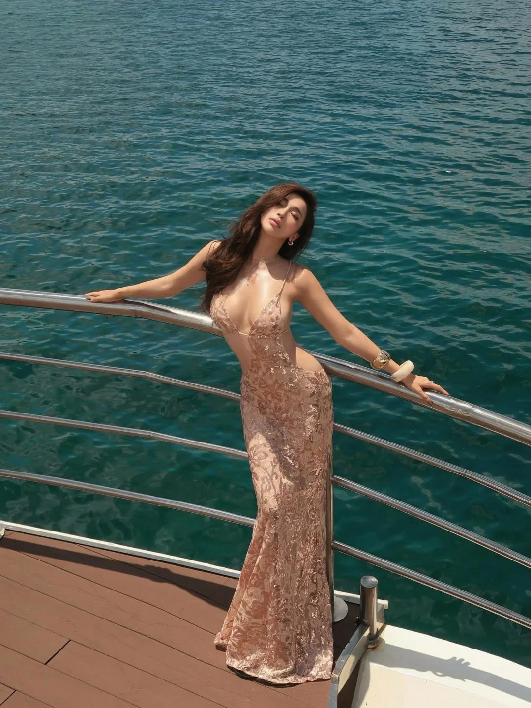 Ảnh 6 của Đầm dạ hội sequin hồng nude Iamcoco