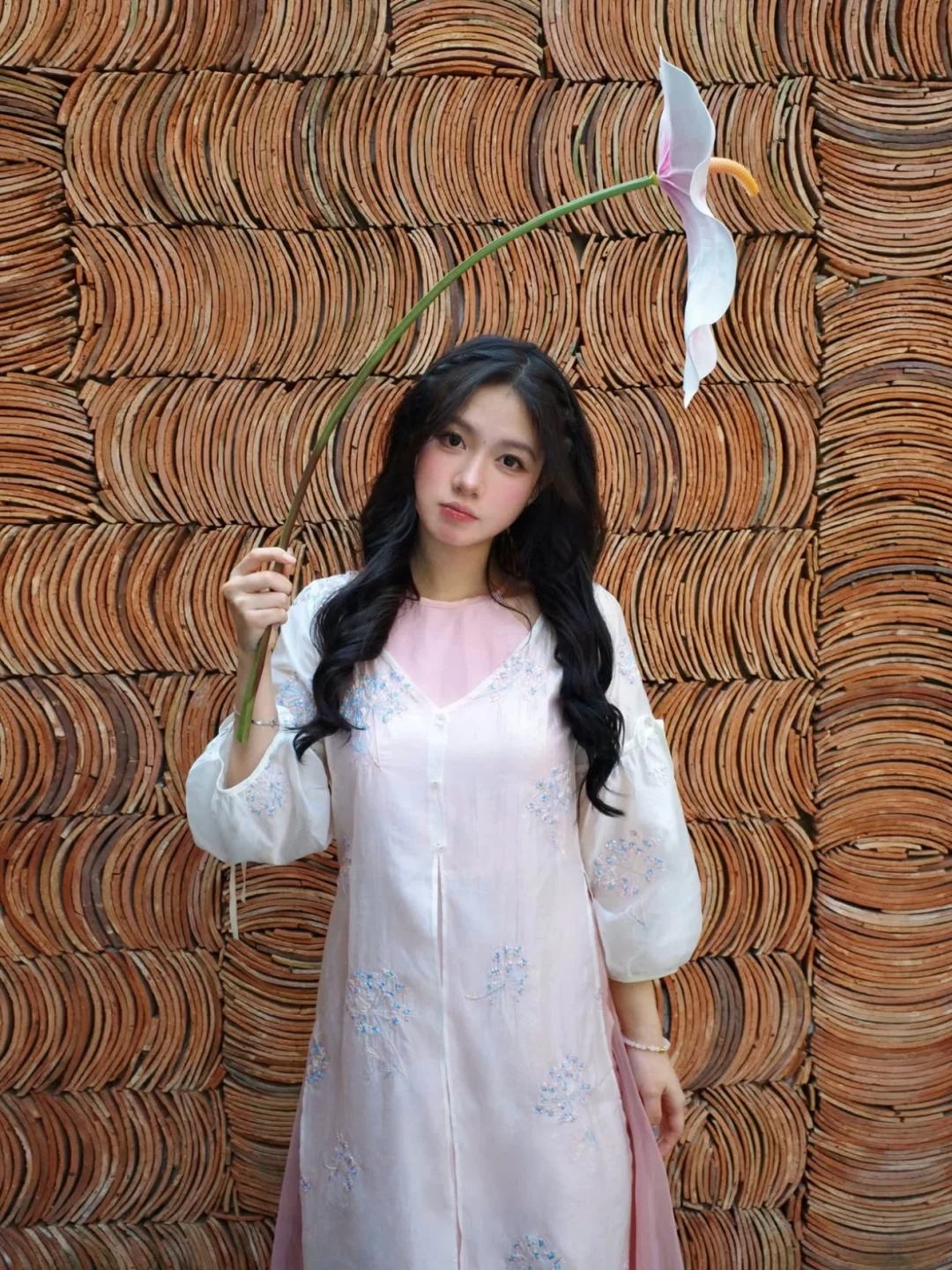 Photo 9 of Áo dài yếm hồng thêu hoa Lollie Studio