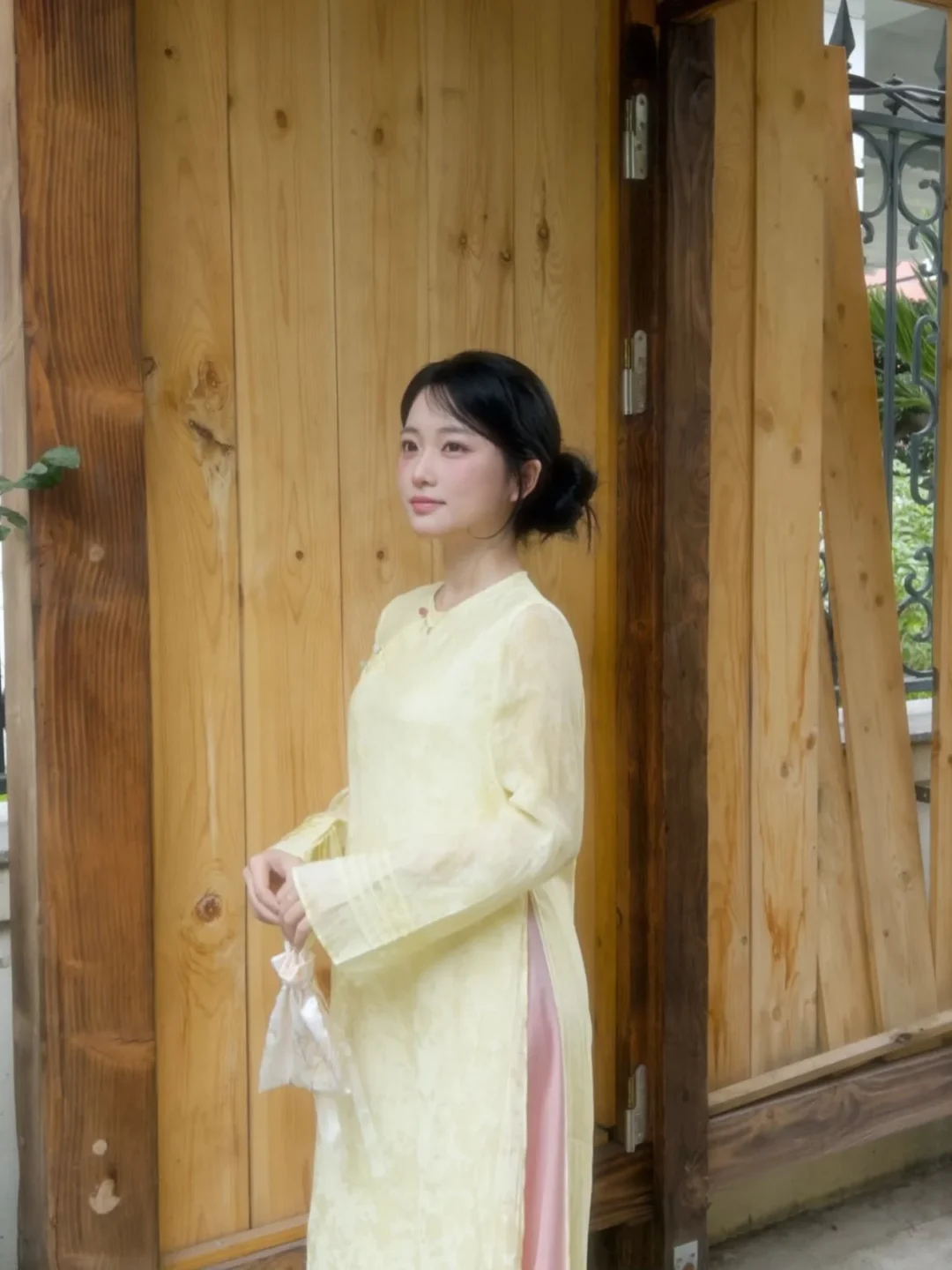 Ảnh 1 của Áo dài Thanh Anh cách tân vàng nhạt nữ