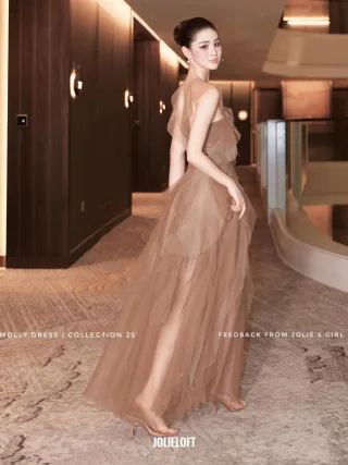 Photo 3 of Váy tiệc tulle nâu lệch vai nữ