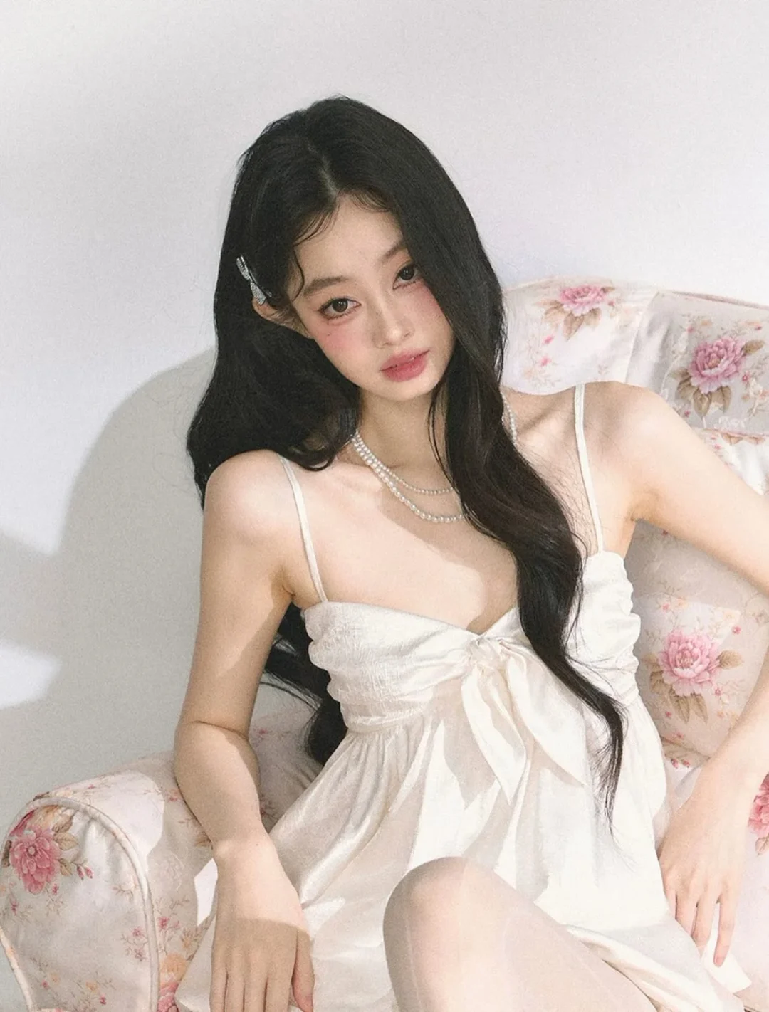 Photo 9 of Set áo dây bồng bềnh trắng Shaoyeyan nữ