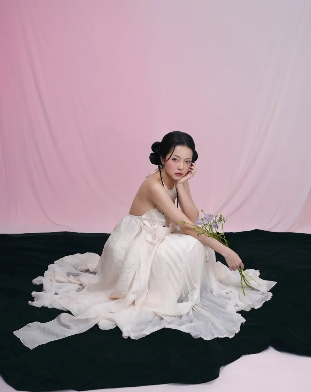 Photo 1 of Set áo váy trắng Hona-Mi The Country Boutiques