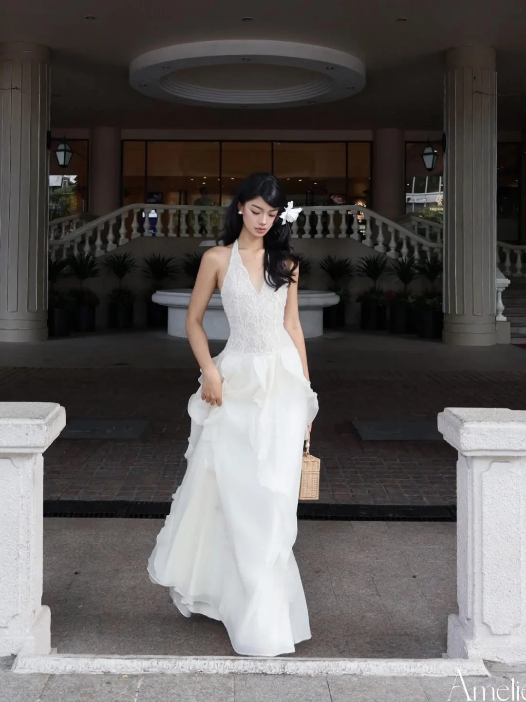 Ảnh 8 của Đầm maxi ren trắng Amelie size S