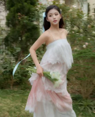 Photo 4 of Váy maxi ren hồng pastel Seraphic Dress