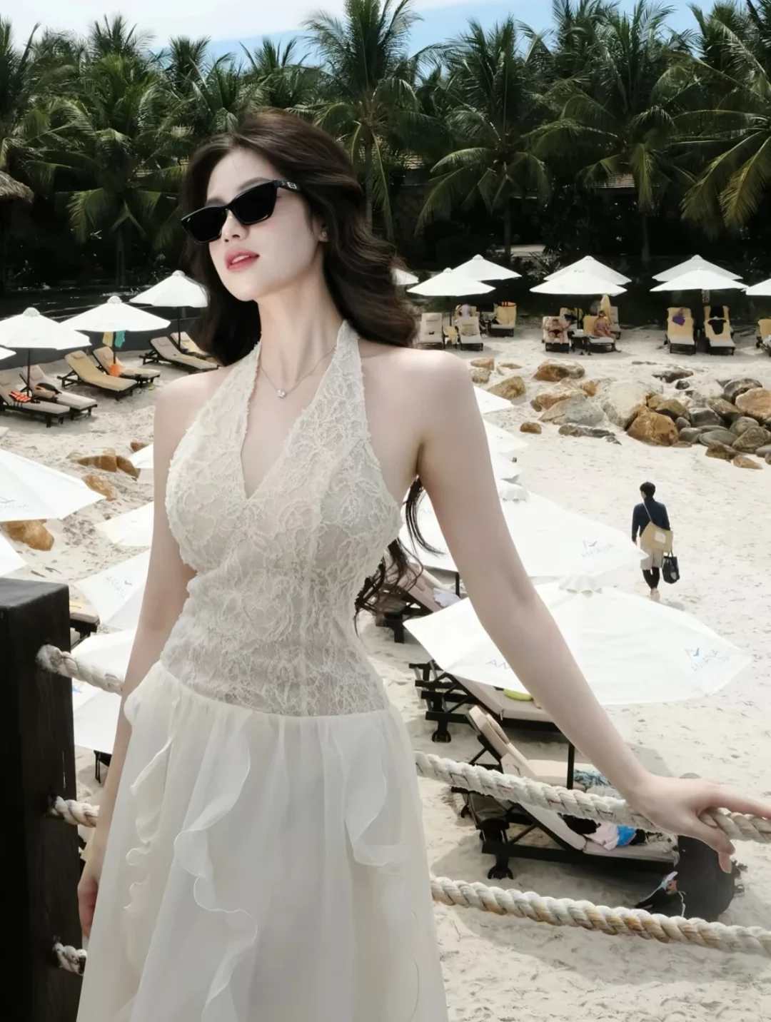 Ảnh 10 của Váy ren maxi kem Amelie Cersi DK0008