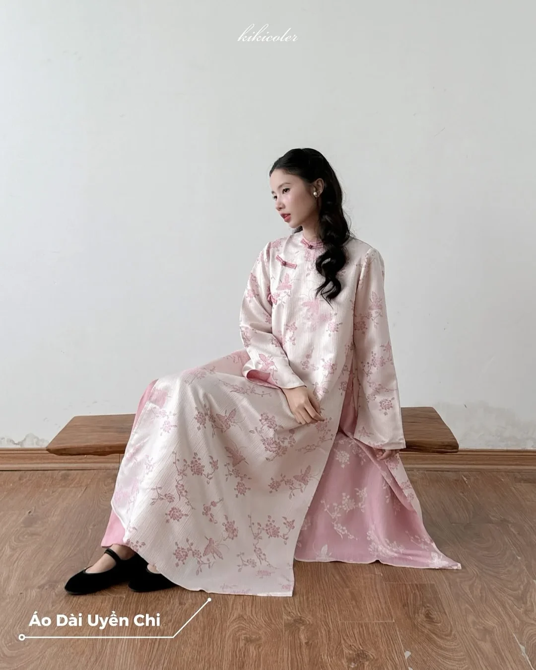 Photo 8 of Áo dài lụa hồng nhạt Uyển Chi nữ