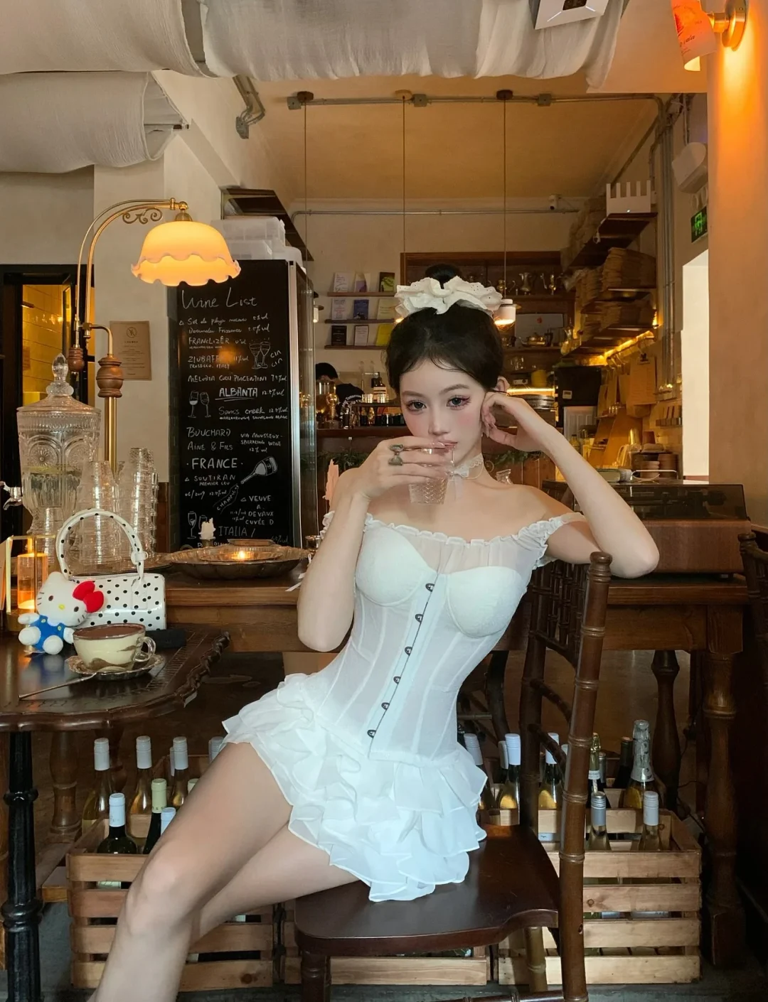 Ảnh 1 của Set áo corset ren trắng Million Lotus