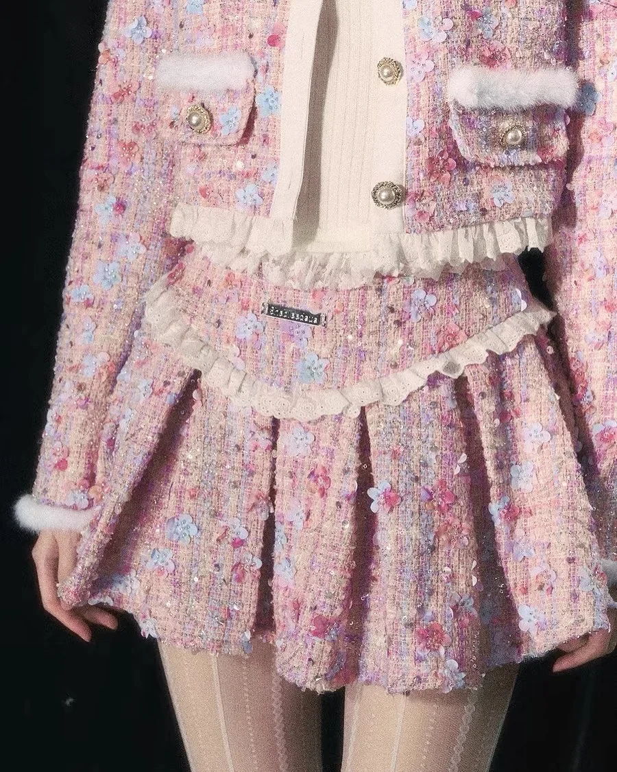 Photo 4 of Set áo khoác váy tweed hồng pastel nữ
