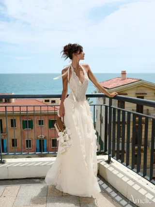 Ảnh 1 của Đầm maxi ren trắng Amelie size S