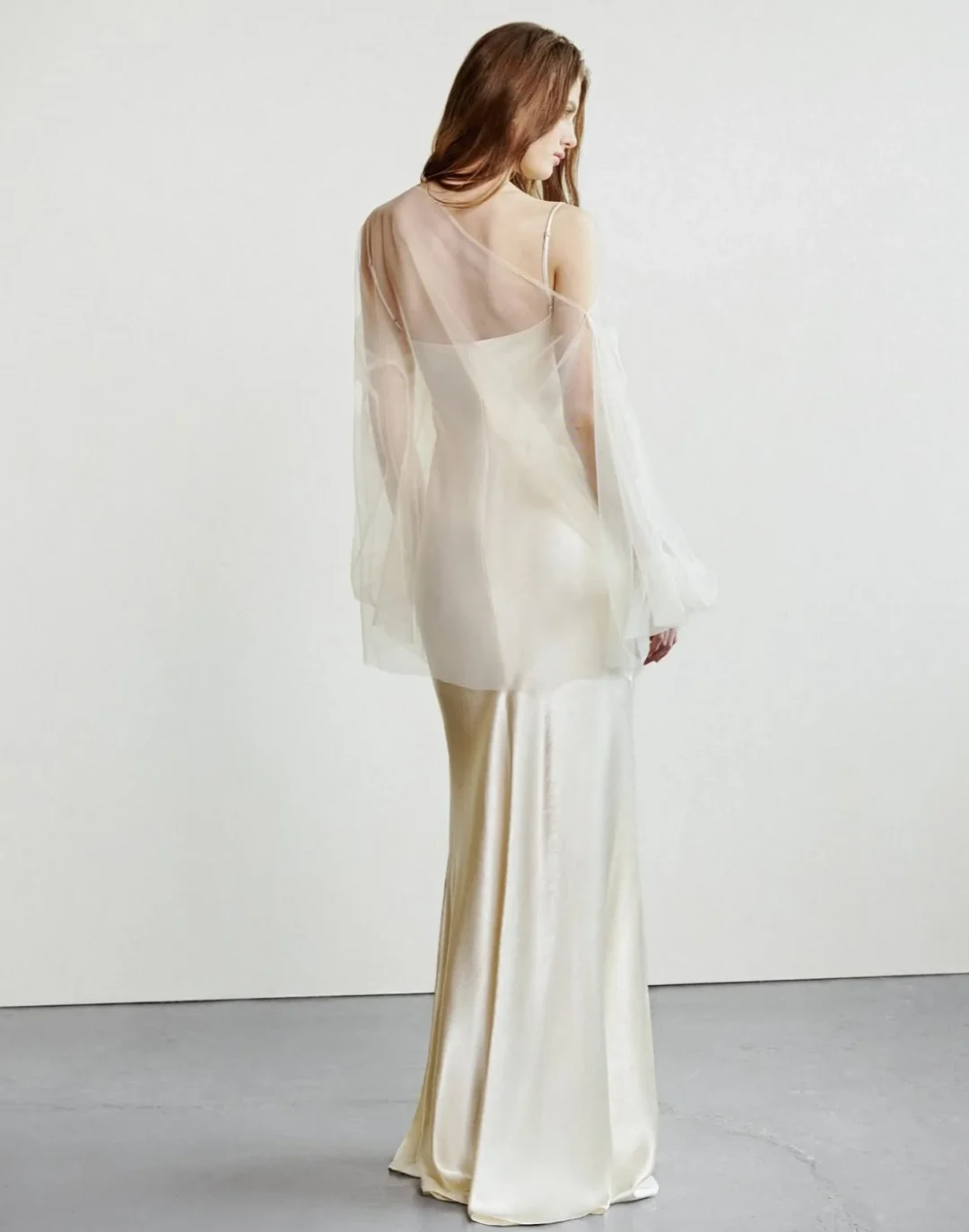 Photo 8 of Đầm Iris DK0011 satin trắng kem dạ hội