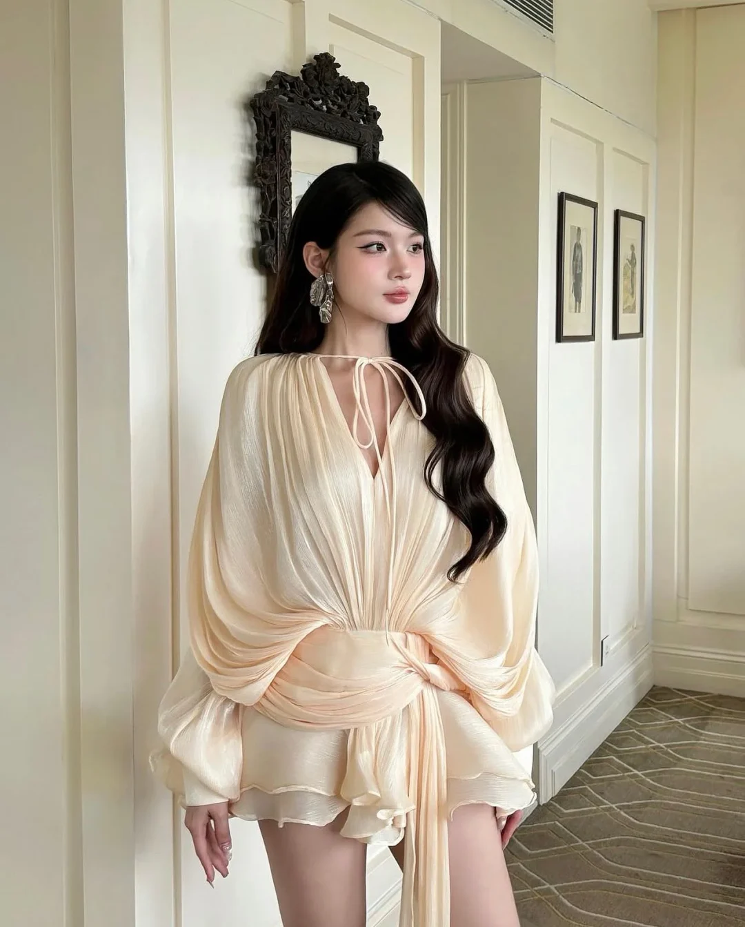 Ảnh 5 của Váy Larissa lụa kem tay phồng nữ