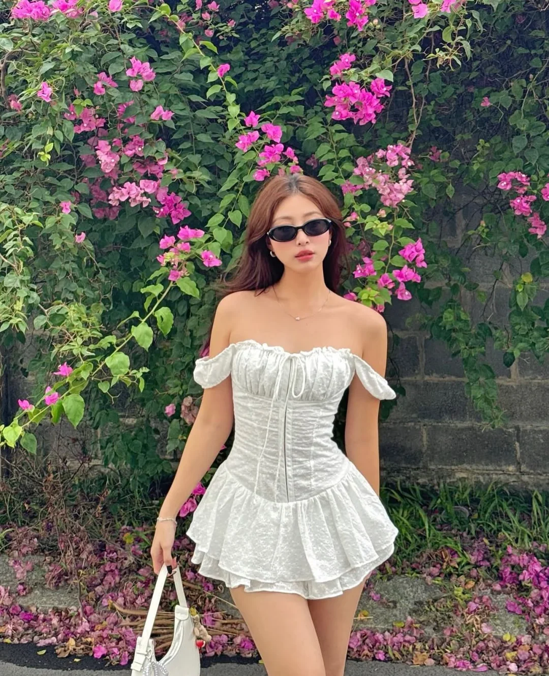 Ảnh 7 của Váy mini trắng corset ren Emilie size S