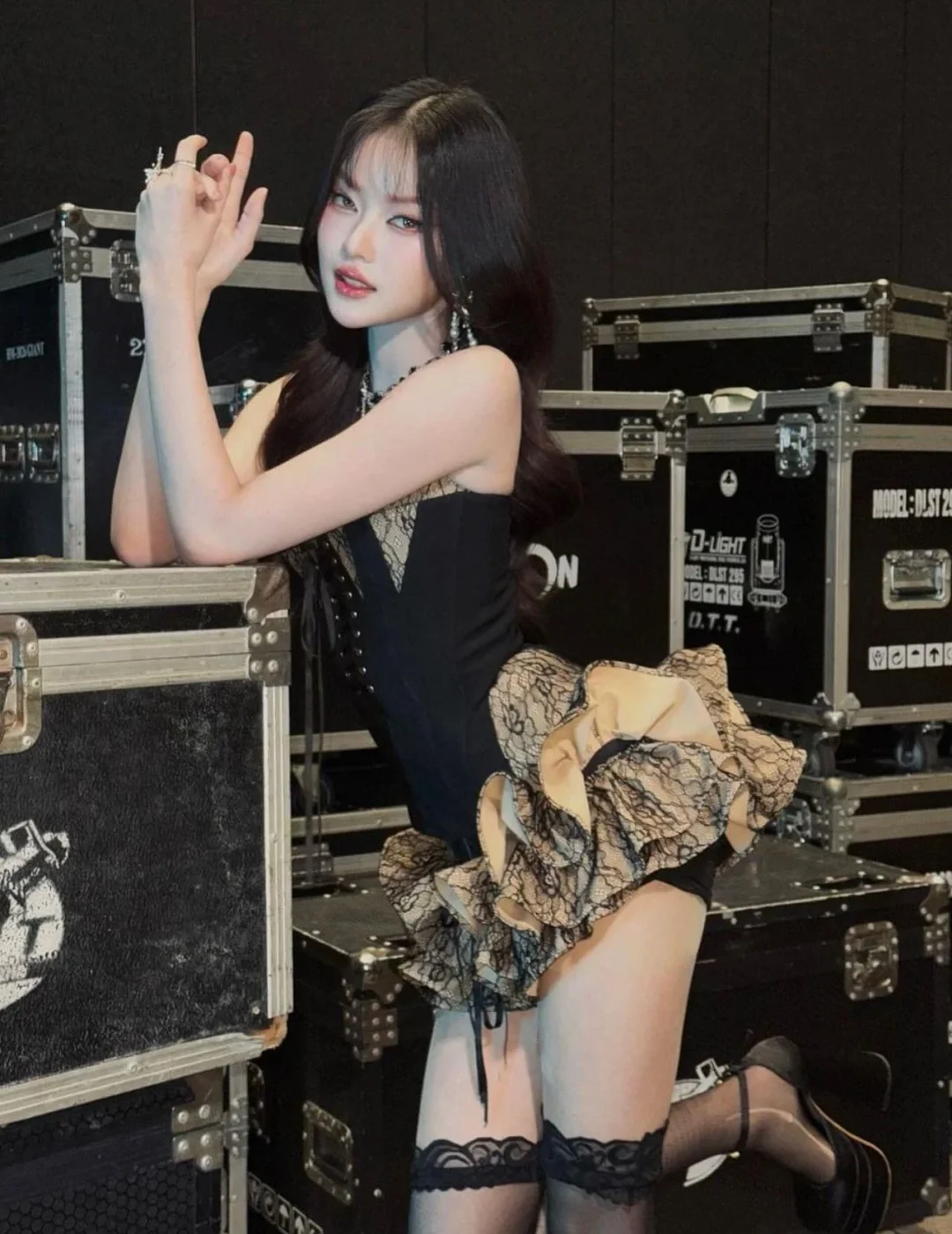 Ảnh 4 của Set Poison ren đen Lsoul size M nữ