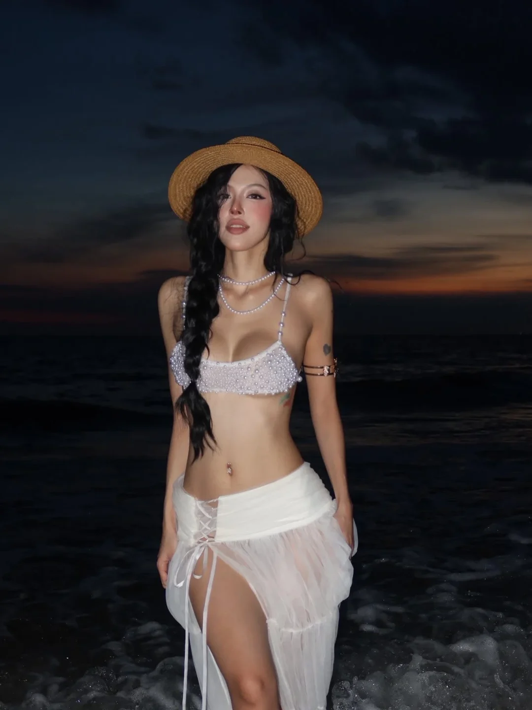 Ảnh 8 của Set bra váy voan trắng Aura Tulia