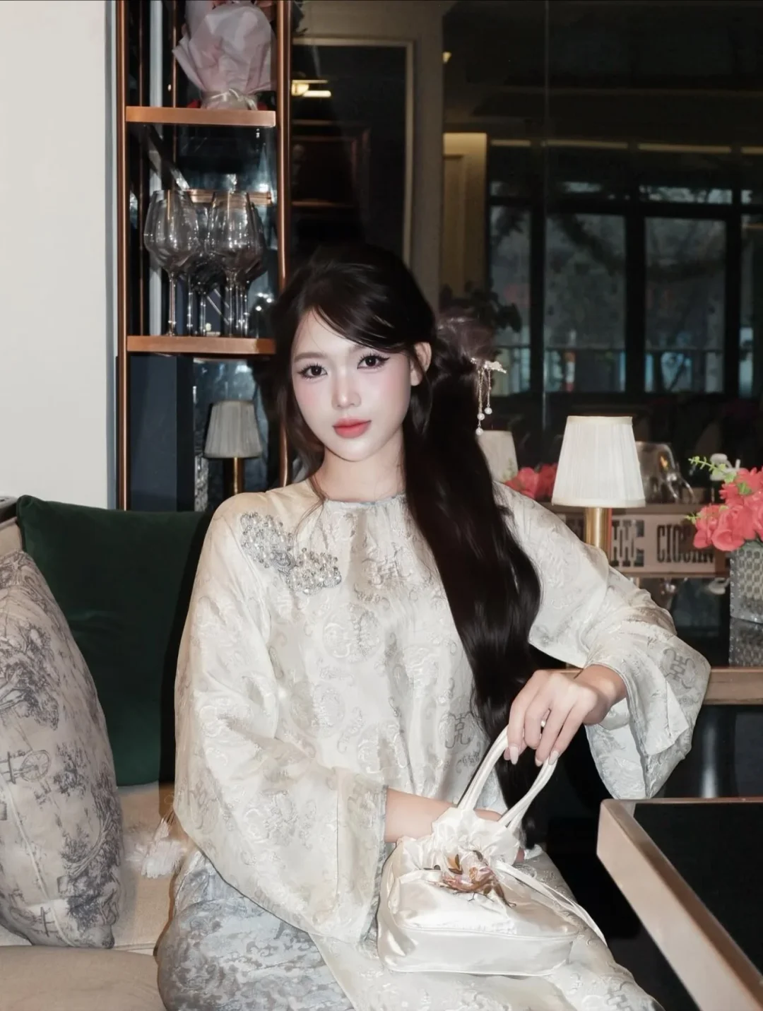 Ảnh 5 của Áo dài Bích Dao Nhi trắng ngà Ngọc Nghiên