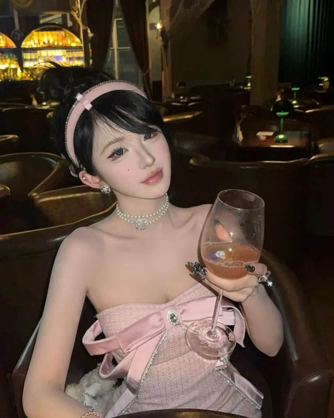 Photo 1 of Váy tweed hồng đính nơ nữ sang trọng
