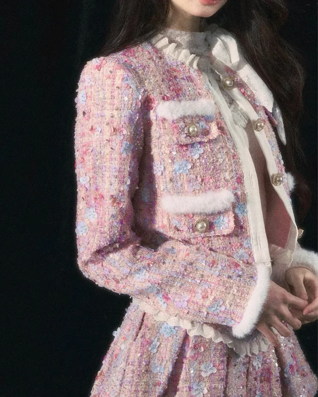 Photo 2 of Set áo khoác váy tweed hồng pastel nữ