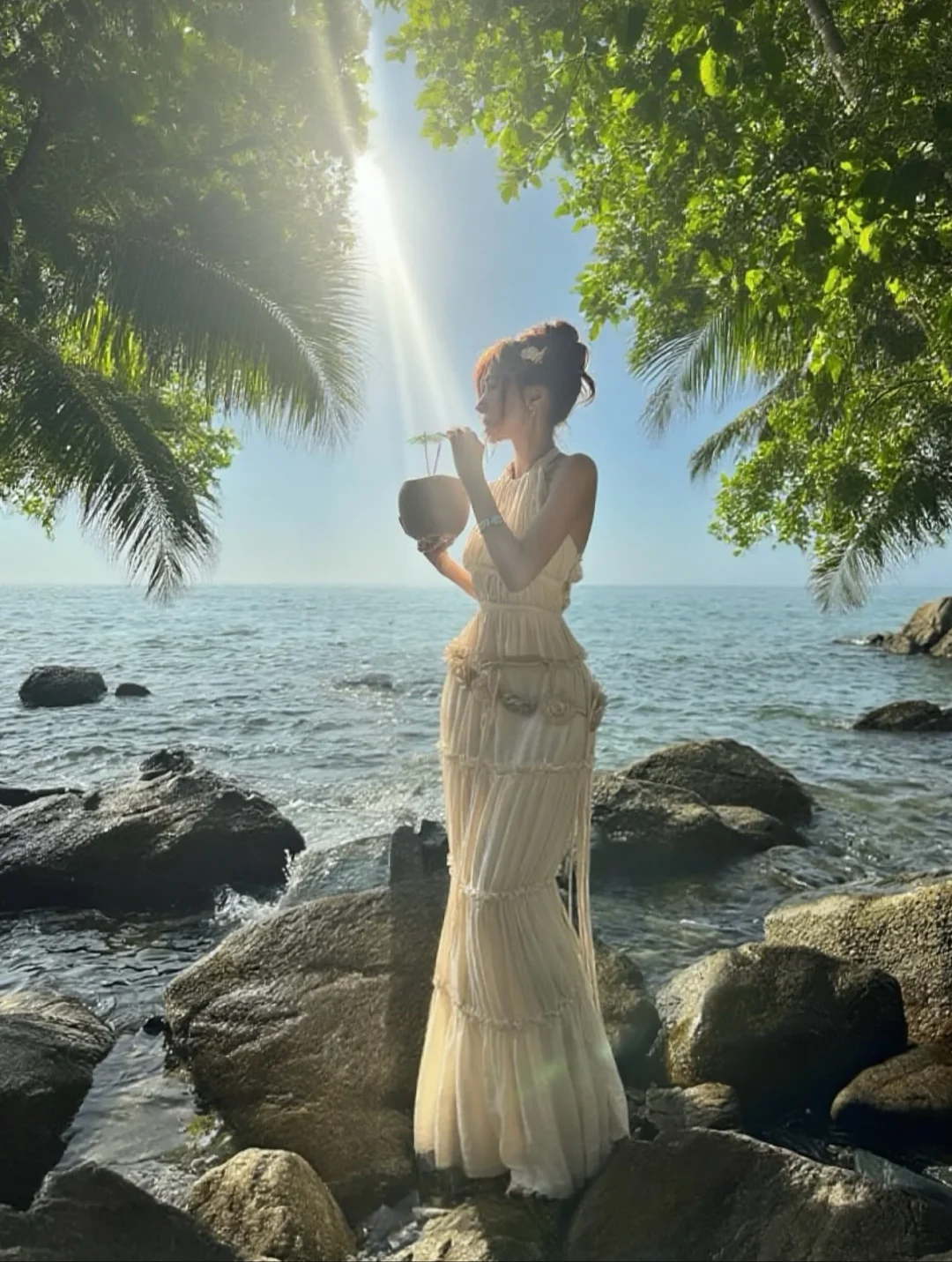 Ảnh 3 của Set Váy Maxi Boho Vyve Kèm Vòng Hoa