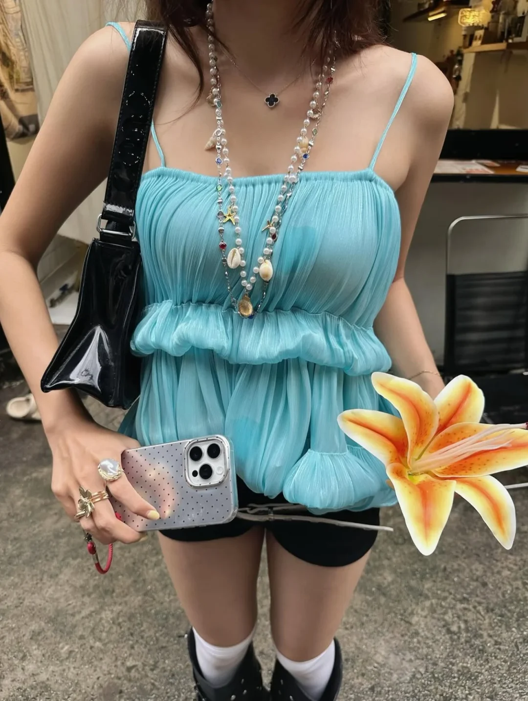 Photo 2 of Áo babydoll xanh mint Gonghaze Jubilee