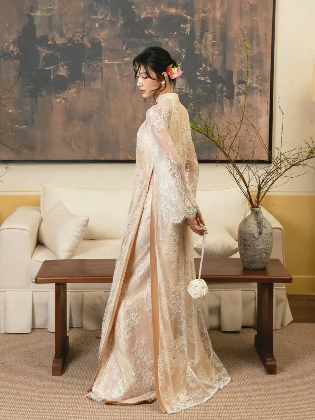 Ảnh 5 của Áo dài ren trắng phối voan cách tân nữ