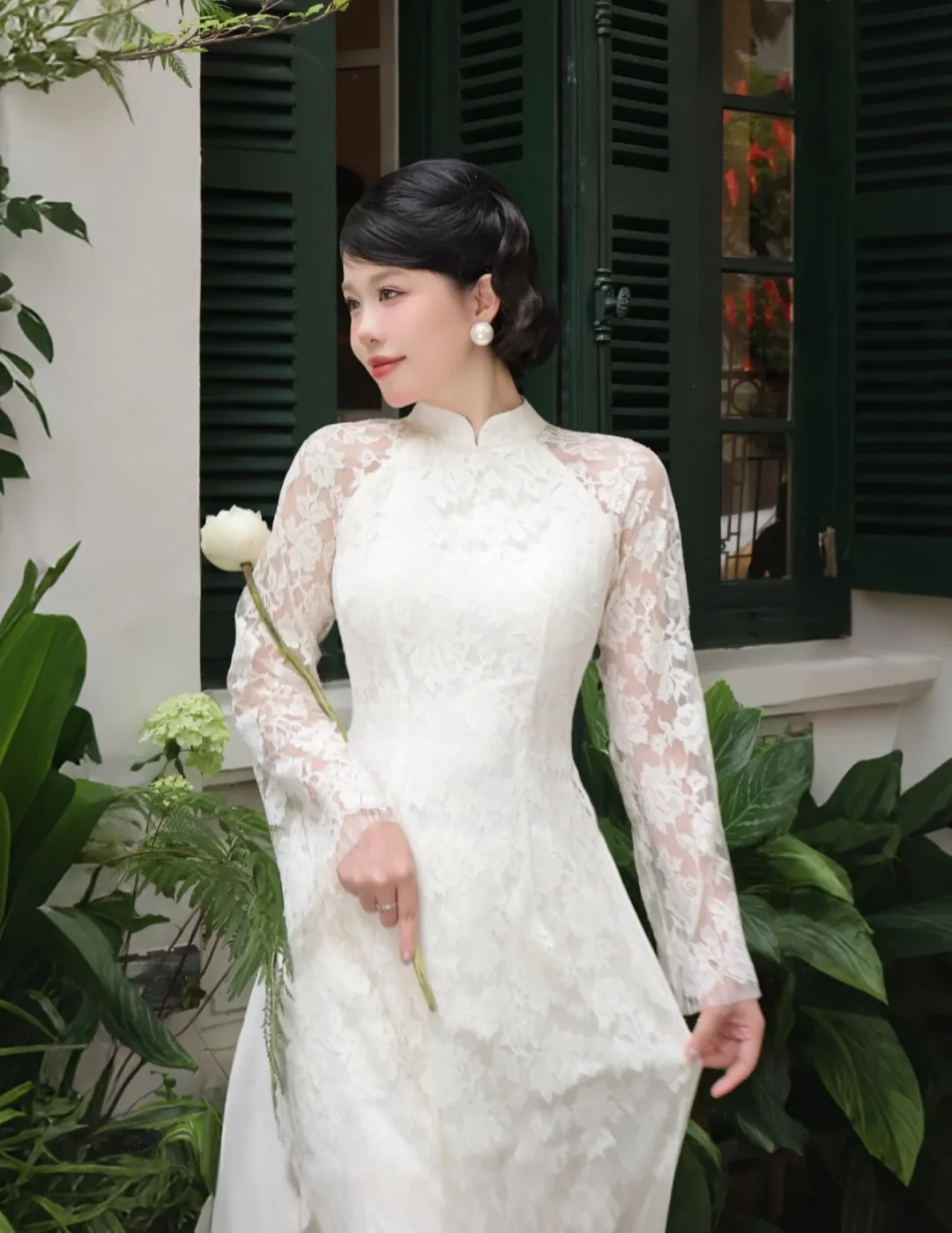 Ảnh 6 của Áo dài ren trắng nữ Tú Vy Maison Havu