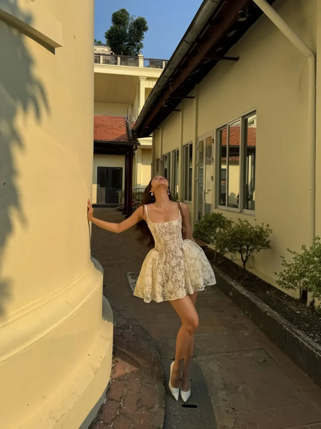 Ảnh 2 của Váy ren trắng Rosalie ngắn nữ