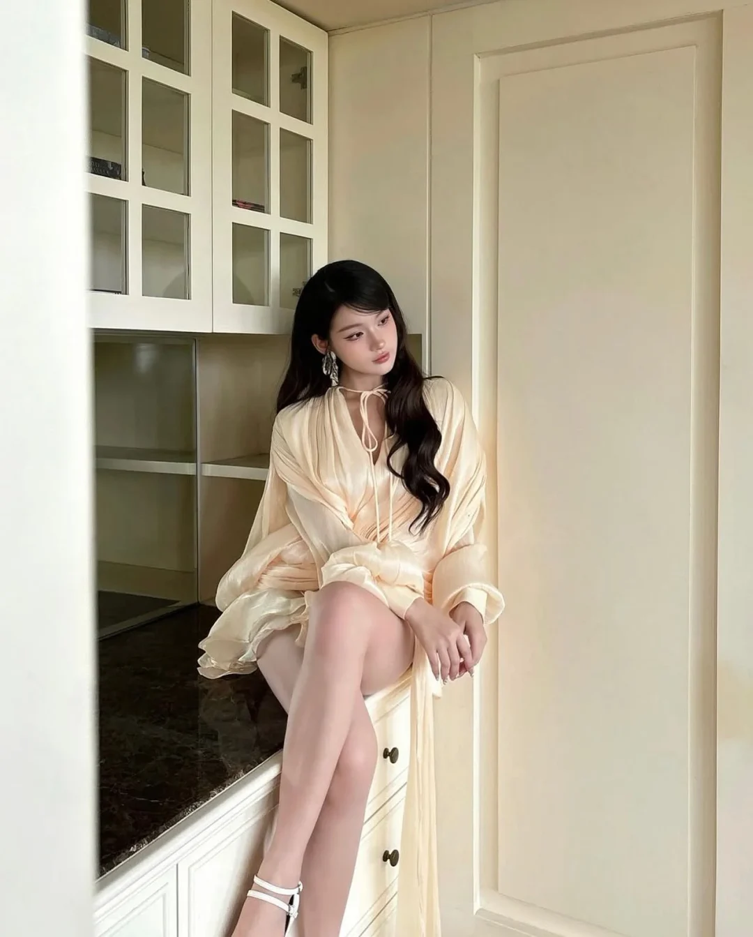 Ảnh 7 của Váy Larissa lụa kem tay phồng nữ
